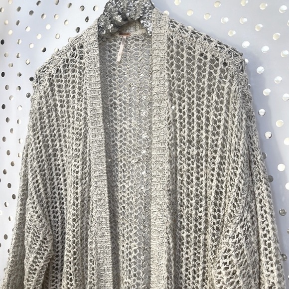 FREE PEOPLE | Cardigan Silver Colored Cardigan - Picture 4 of 10